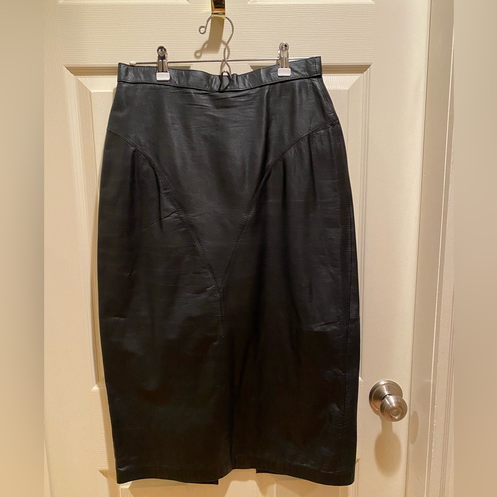 Vintage Black High Waisted Leather Maxi Skirt by Tarazzia